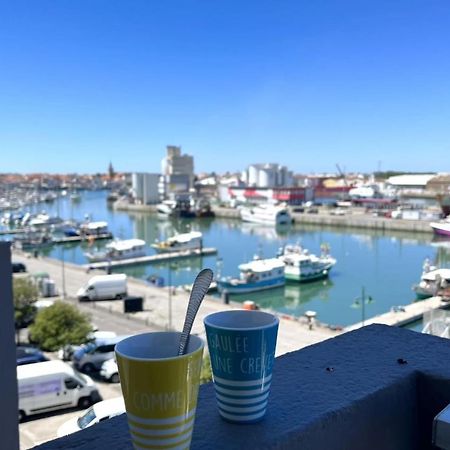 Pretty And Bright Studio With View On The Harbor 莱萨布勒-多洛讷 外观 照片